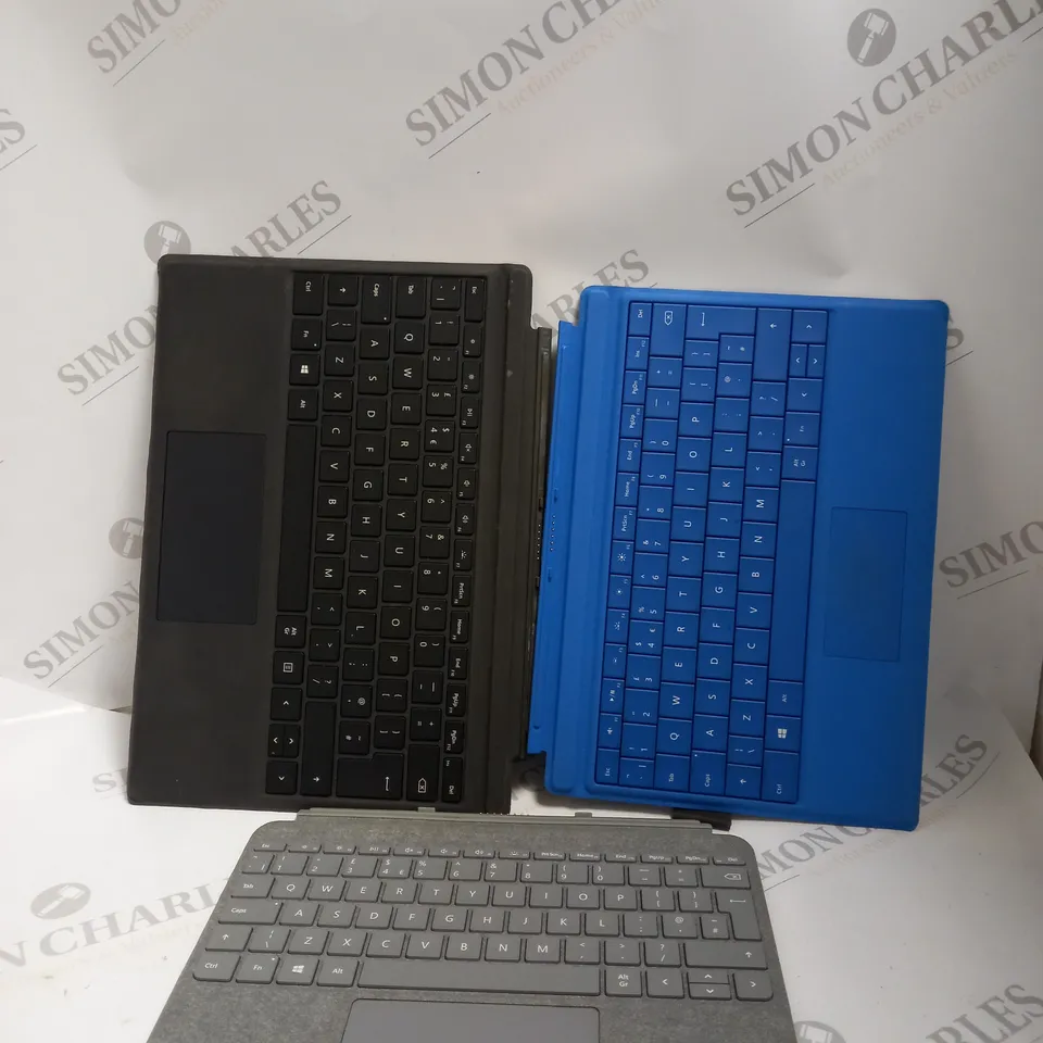 BOX OF APPROX 10 ASSORTED MICROSOFT SURFACE KEYBOARD ATTACHMENT. 