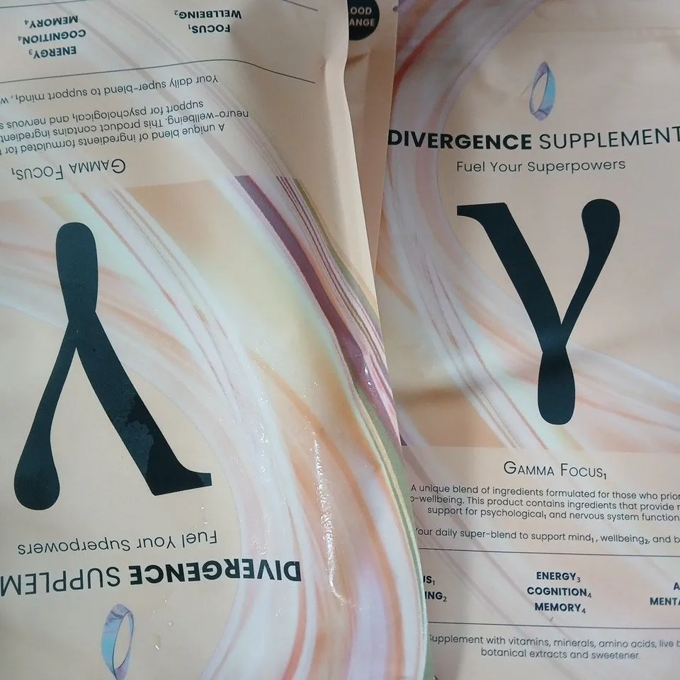 BOX OF APPROXIMATELY 8 PACKS OF DIVERGENCE SUPPLEMENTS - GAMMA FOCUS (540G) - BLOOD ORANGE FLAVOUR - COLLECTION ONLY