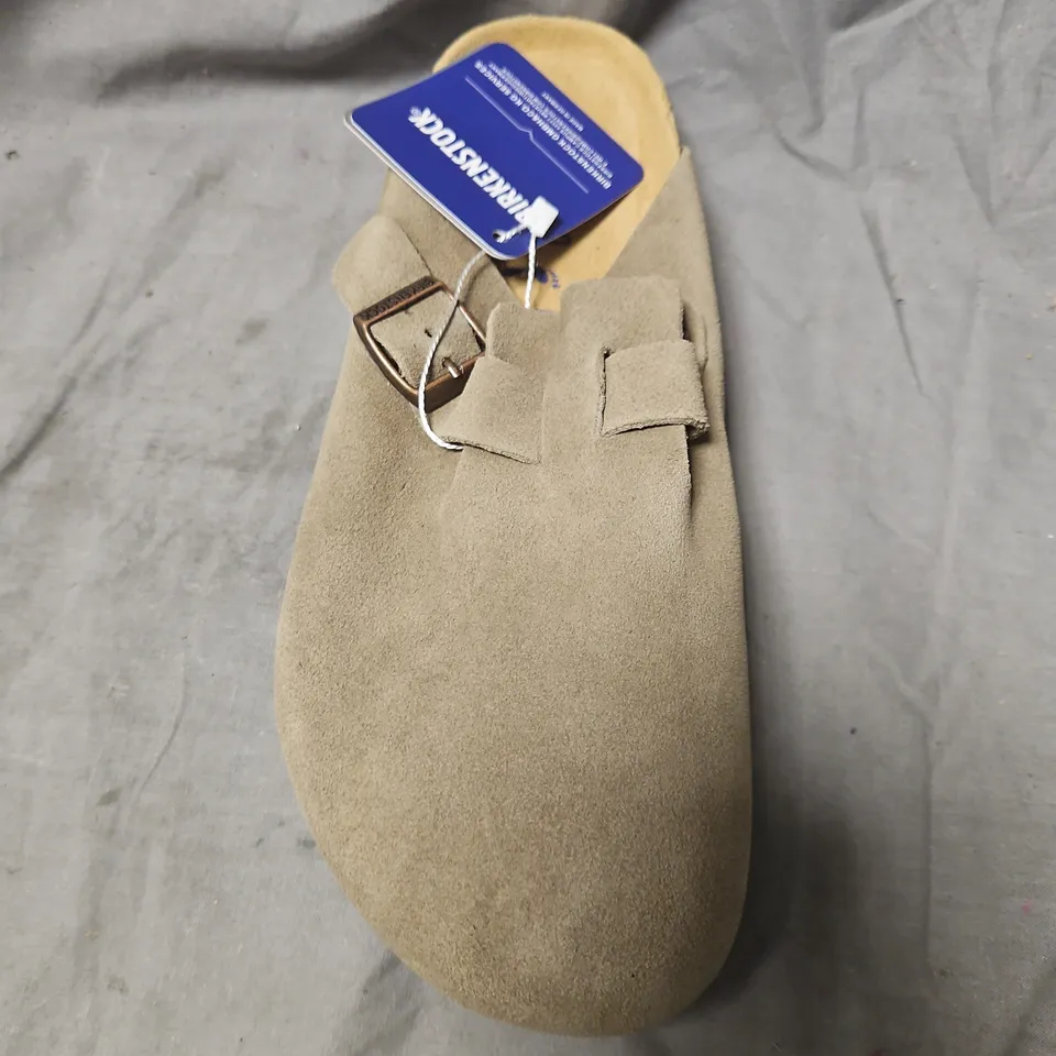 BIRKENSTOCK BOSTON BS TAUPE SUEDE SANDALS – UK 6 (EU 40)