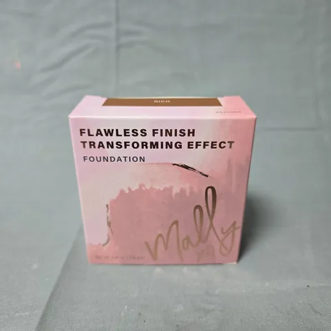 RICH FLAWLESS FINISH TRANSFORMING EFFECT FOUNDATION (RICH) – PINK COMPACT (BOXED)