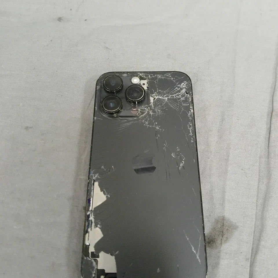 APPLE IPHONE - BOXED