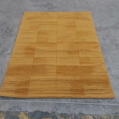 QUALITY DESIGNER AREA RUG - APPROXIMATELY 167 x 121cm