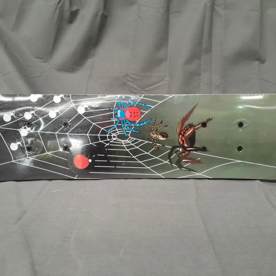 BOXED UNBRANDED KIDS SKATEBOARD