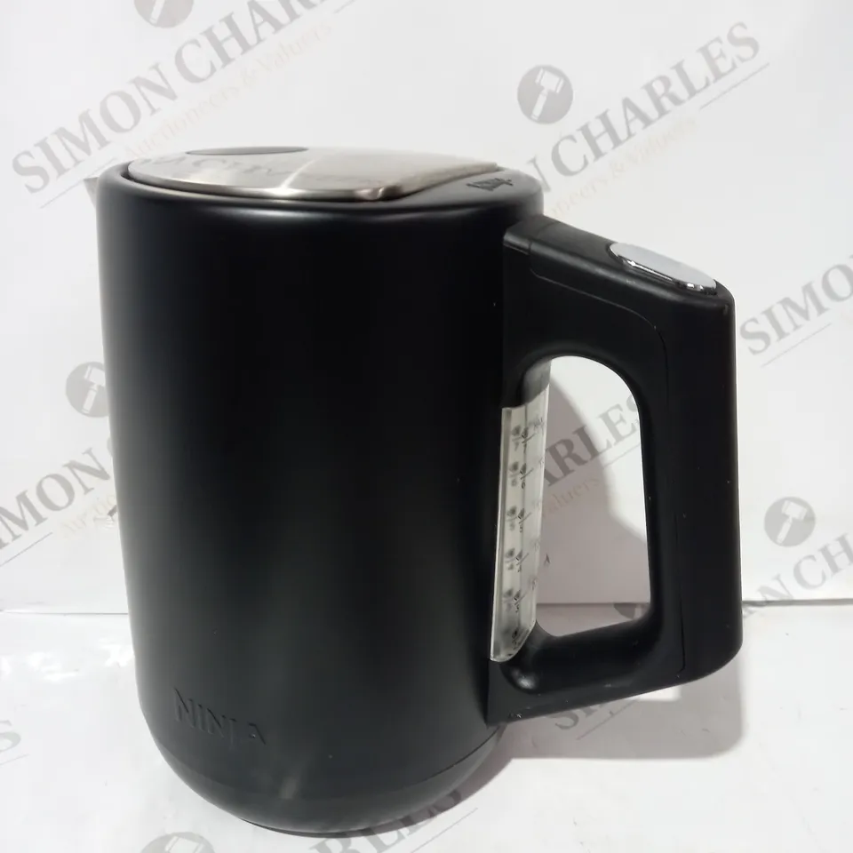 BOXED NINJA PERFECT TEMPERATURE KETTLE KT200UK