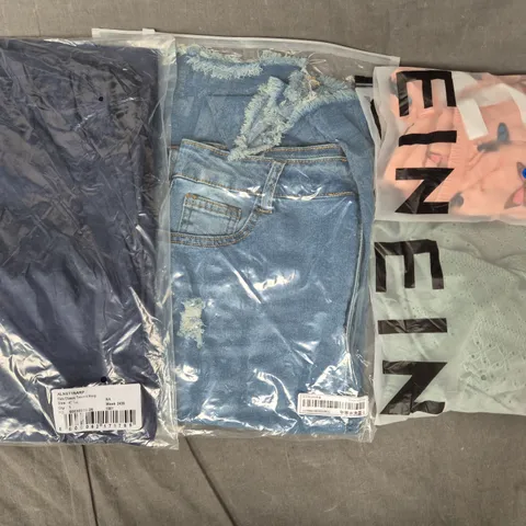 BOX OF APPROXIMATELY 20 ASSORTED CLOTHING AND FASHION ITEMS IN VARIOUS STYLES, SIZES, AND COLOURS - COLLECTION ONLY