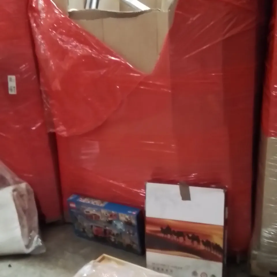 PALLET OF ASSORTED HOUSEHOLD GOODS AND PRODUCTS TO INCLUDE;TOILET SEAT PRINT,LEGO CITY,JEWELLERY BOX