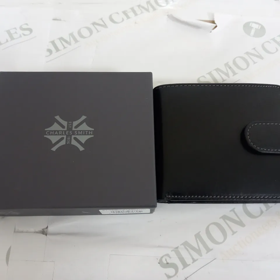 CHARLES SMITH BLACK POUCH WALLET