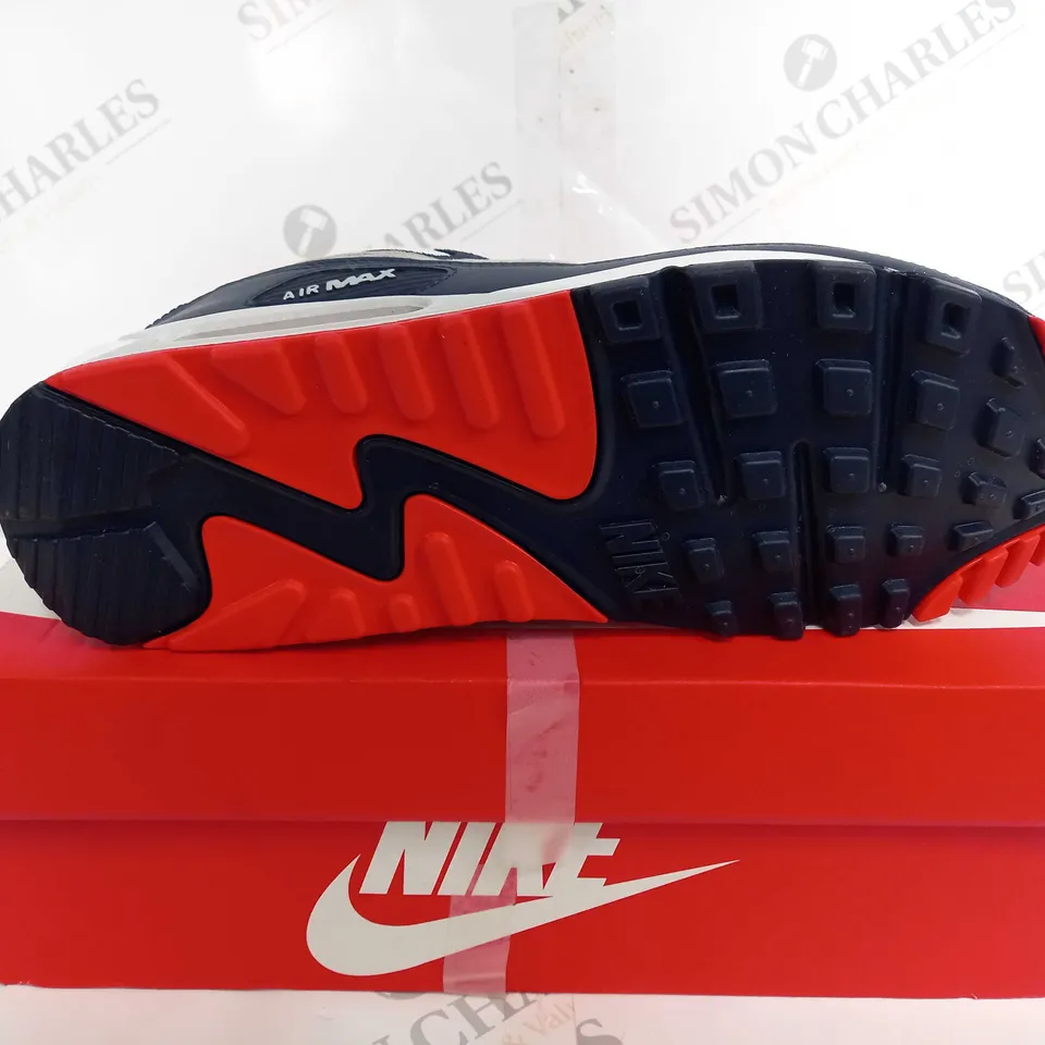 BOXED NIKE AIR MAX 90'S IN BLACK & WHITE - UK 10 