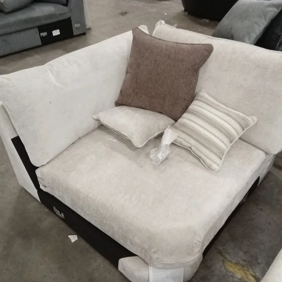 5 x ASSORTED DESIGNER SOFA PARTS AND PIECES