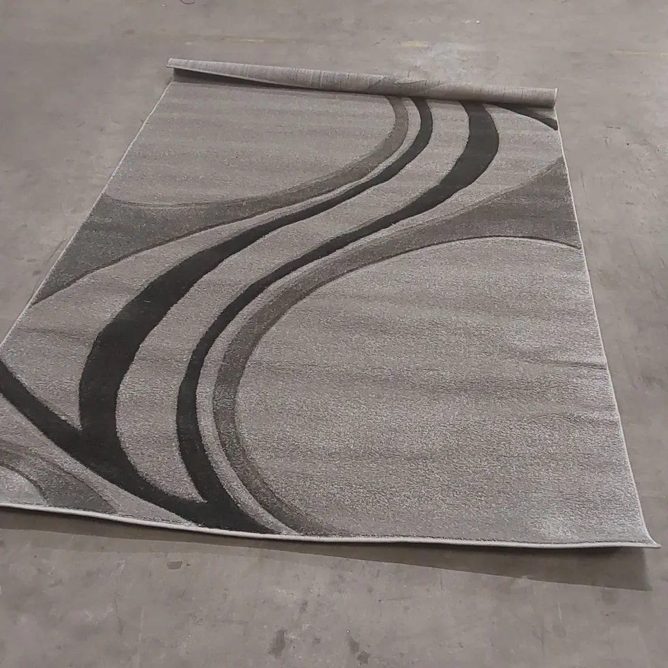 QUALITY DESIGNER AREA RUG - APPROXIMATELY 230 x 160cm