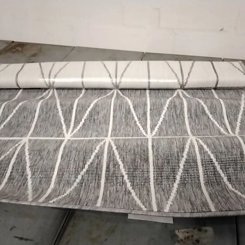 BRAND NEW PACO HOME BRUGGE CARPET IN GREY - 80X150CM