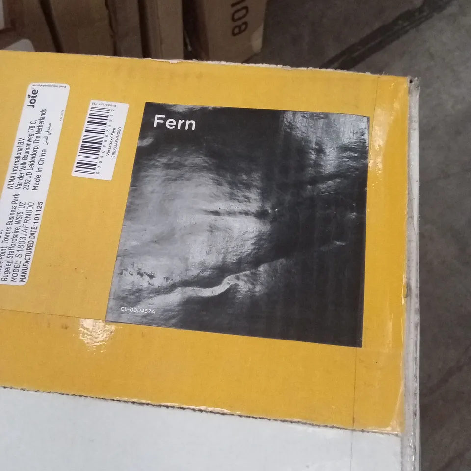 BOXED JOIE VERSATRAX PRAM