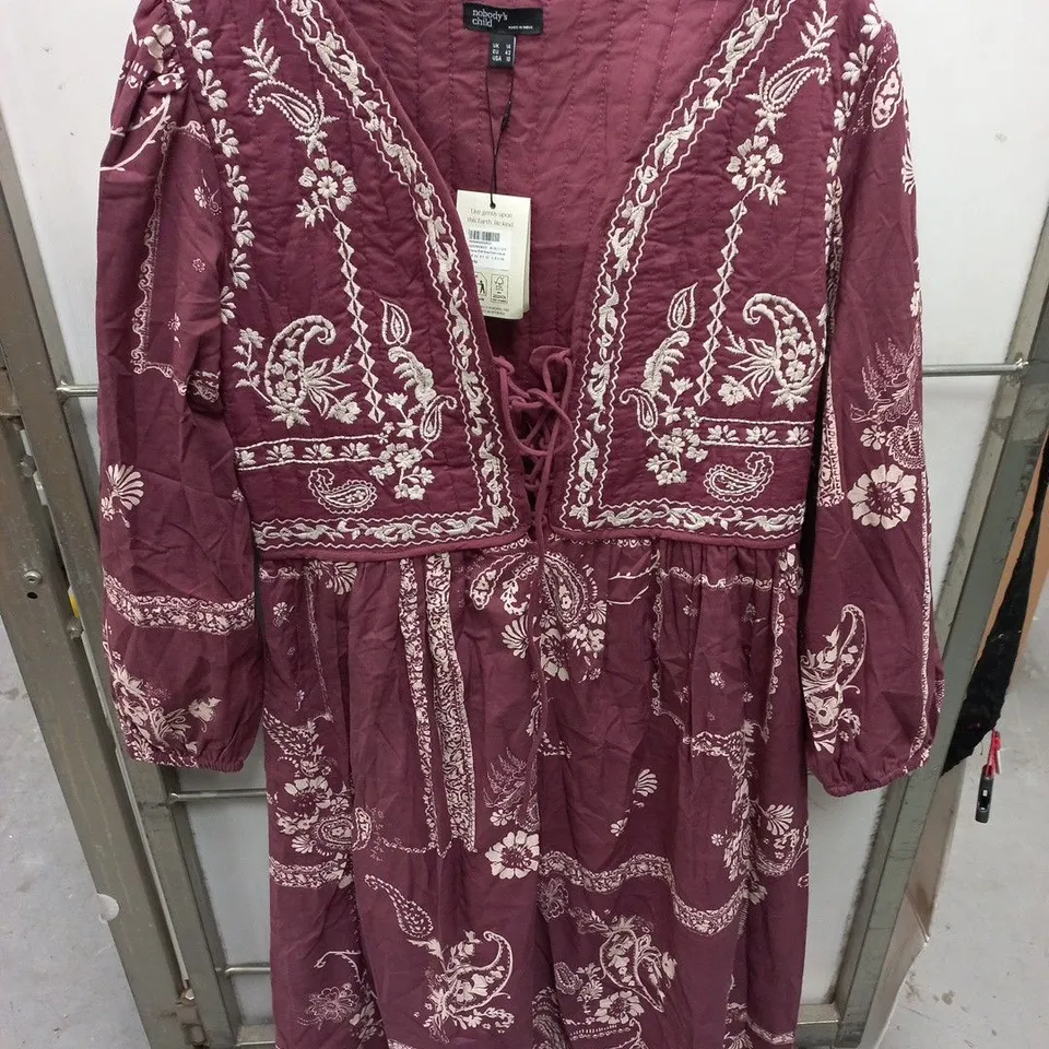 NOBODY'S CHILD MONROE MIDI DRESS EMBROIDERED - BURGUNDY, UK 14