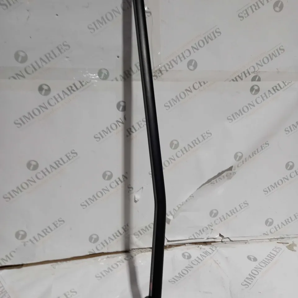 DYNAMO CYCLONE CANE 