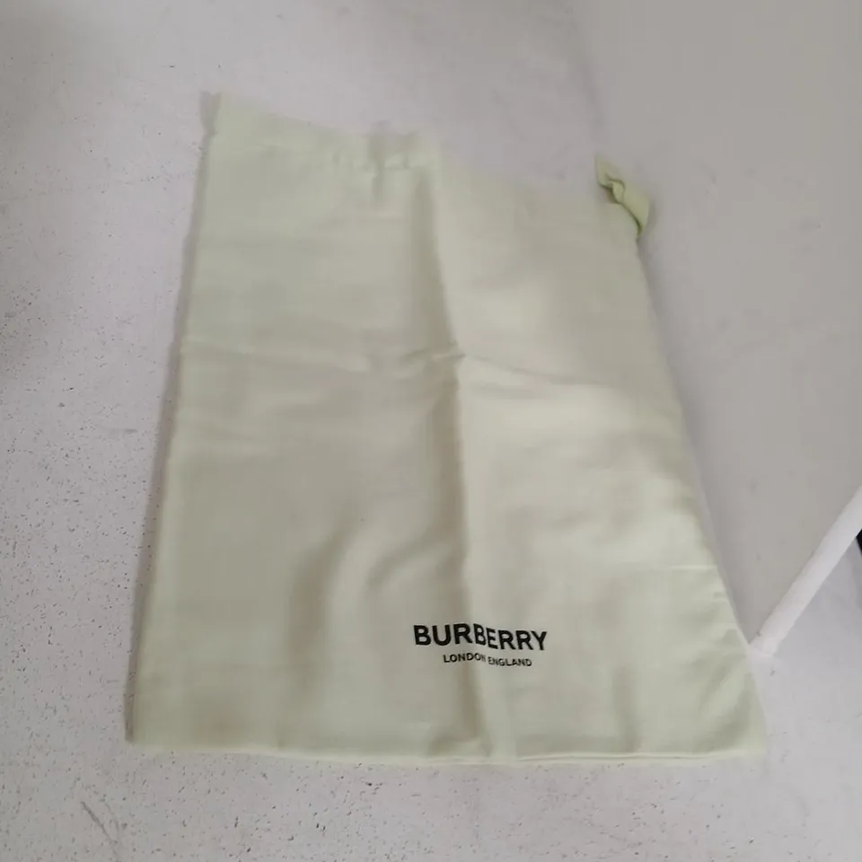 BURBERRY LOW TOP TRAINERS – SOFT FAWN CHECK, UK 3.5 (EU 35)