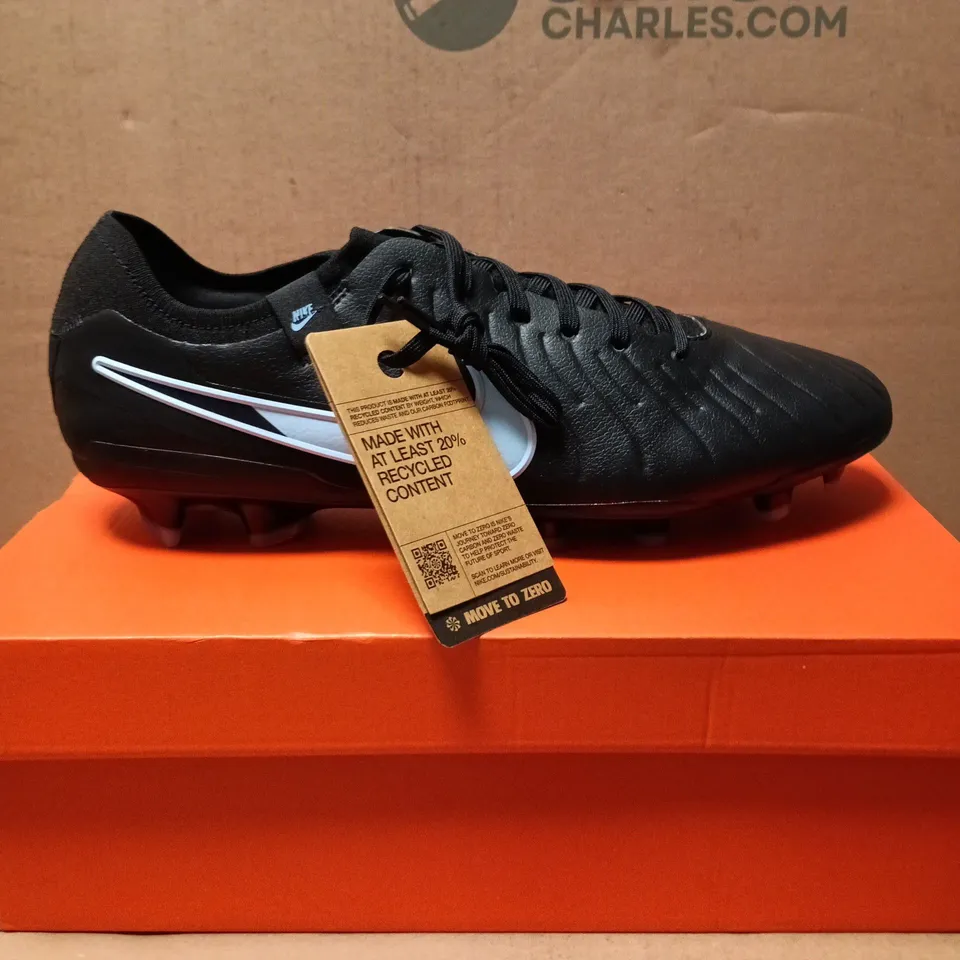 NIKE LEGEND 10 PRO FOOTBALL SHOES BLACK/BLUE SIZE 12