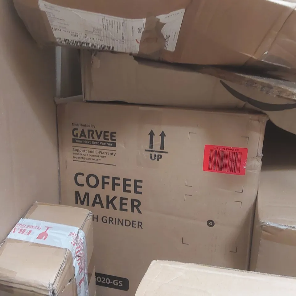 PALLET CONTAINING A LARGE QUANTITY OF ASSORTED ITEMS INCLUDING: COFFEE MAKER WITH GRINDER, YOGA MAT STORAGE RACK, 30W INSECT KILLER, WORK SHELF ECT