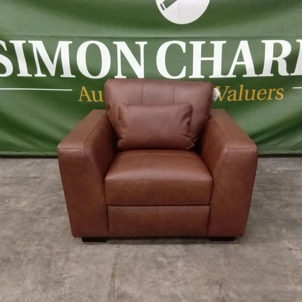 ARDEN ITALIAN LEATHER ARMCHAIR RRP £999