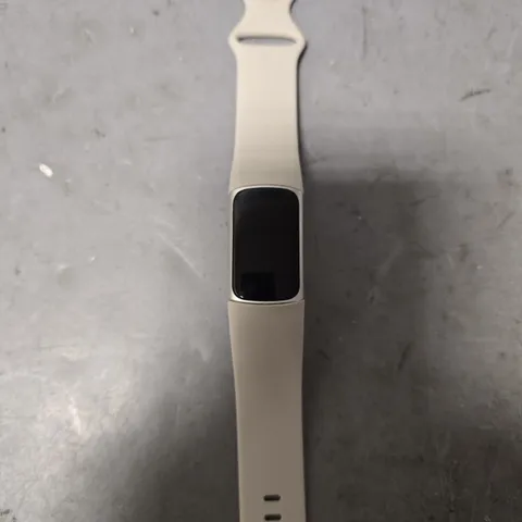FITBIT CHARGE 6 FITNESS TRACKER