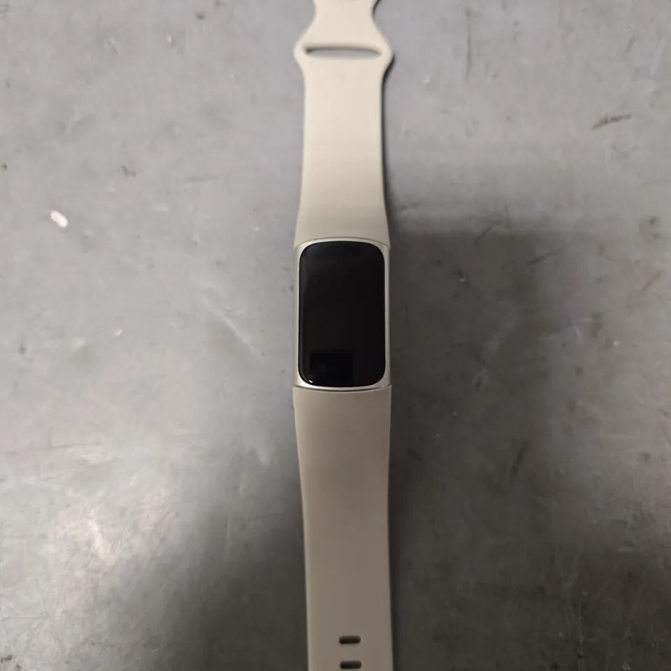 FITBIT CHARGE 6 FITNESS TRACKER 