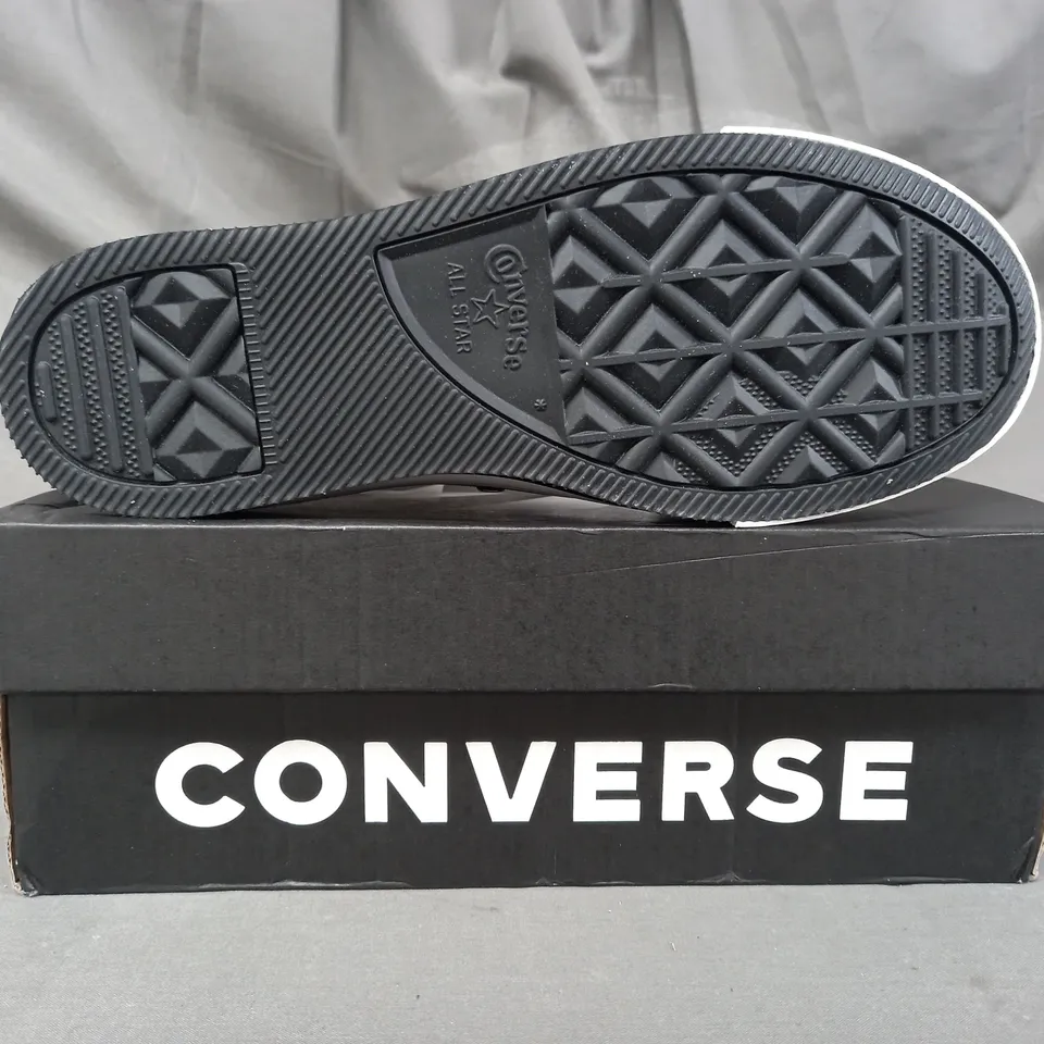 BOXED PAIR OF CONVERSE SHOES IN BLACK UK SIZE 4.5