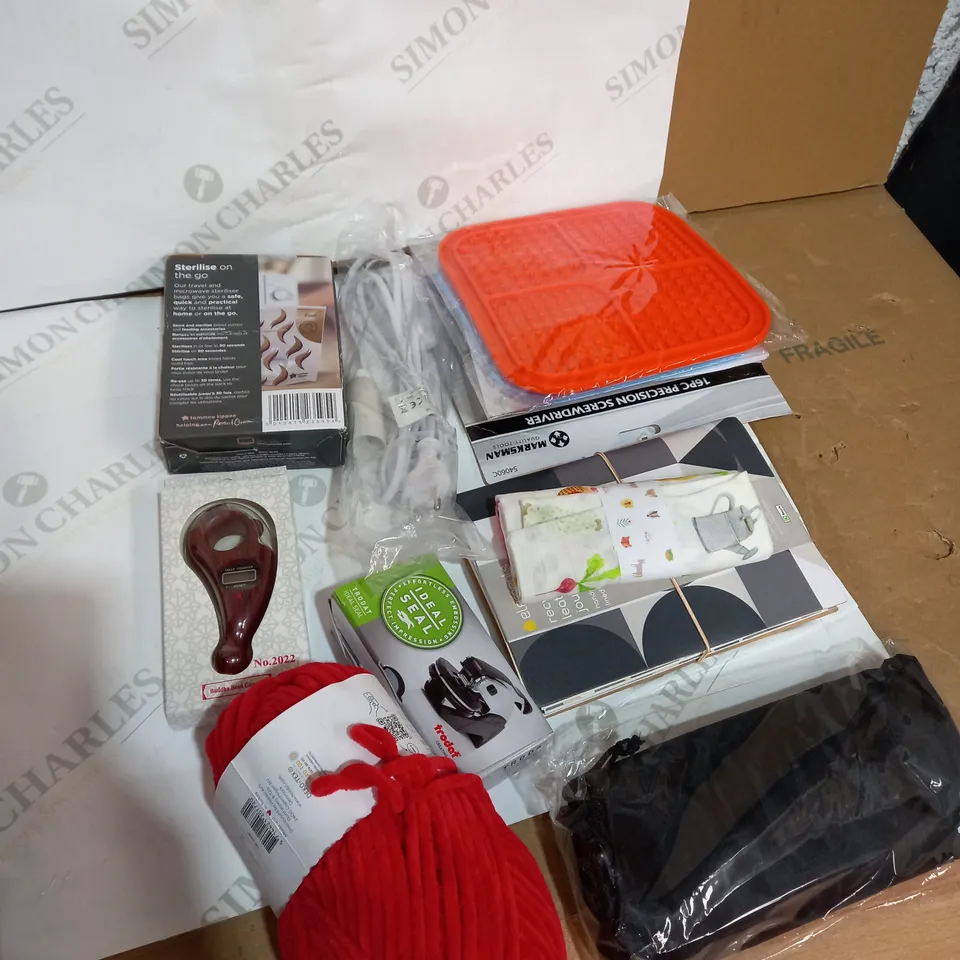 LOT OF 15 ASSORTED HOUSEHOLD ITEMS 