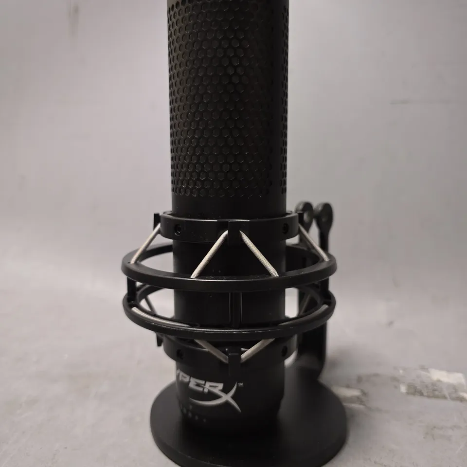 BOXED HYPERX QUADCAST 5 MICROPHONE 