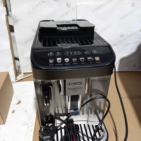 DELONGHI MAGNIFICA EVO COFFEE MACHINE 