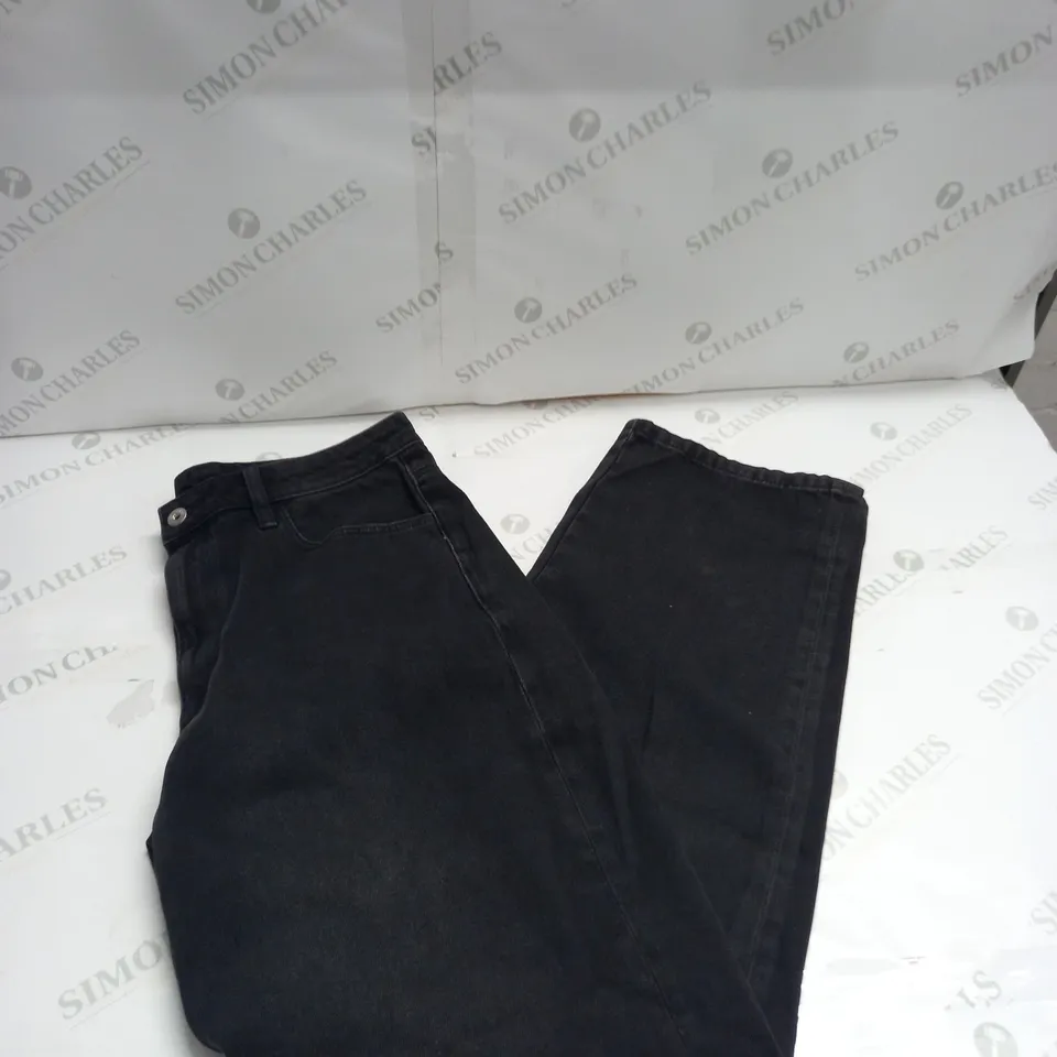 COLLUSION BAGGY JEANS IN BLACK SIZE W34 L32