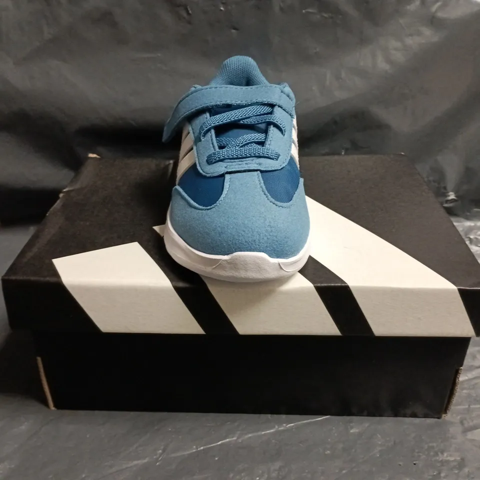 BOXED PAIR OF ADIDAS KIDS RUN 70S 2.0 EL SHOES IN BLUE SIZE UK 9