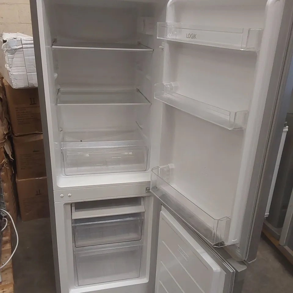 LOGIK L50BS23 60/40 FRIDGE FREEZER - SILVER