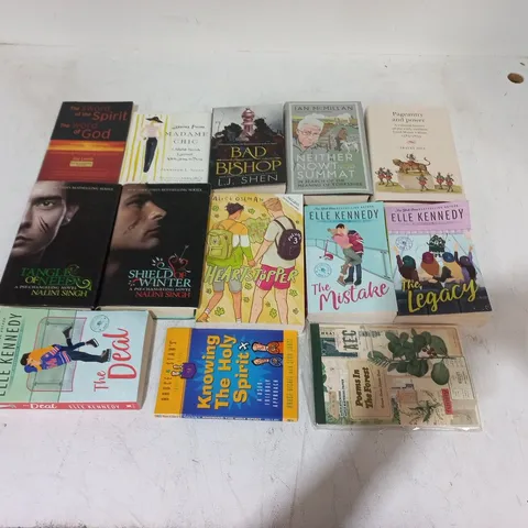LARGE QUANTITY OF ASSORTED BOOKS TO INCLUDE PAGENTRY AND POWER, BAD BISHOP AND THE DEAL