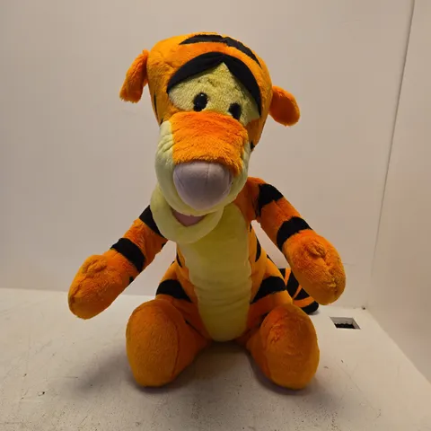 PLUSH TIGGER TOY