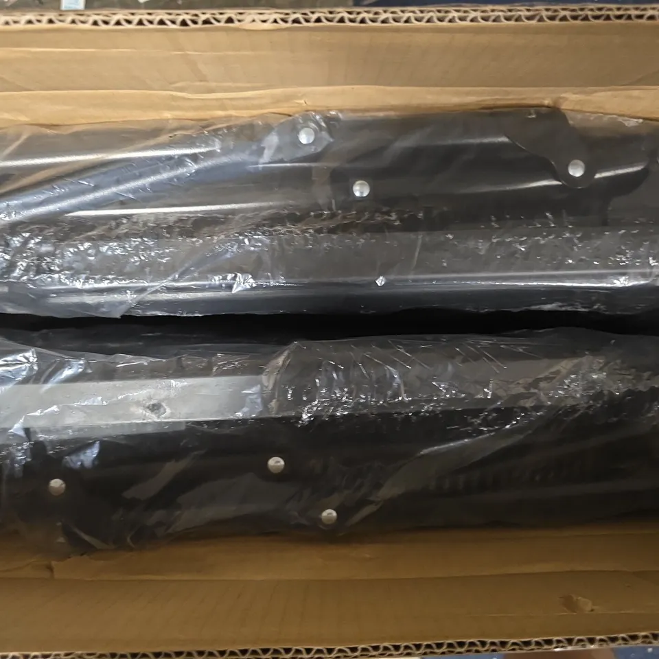 BOXED FINE GARDEN GRAVITY CHAIR PAIR IN BLACK
