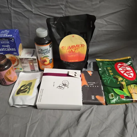 APPROXIMATELY 5 ASSORTED FOOD &DRINK ITEMS TO INCLUDE -KITKATS, TONYS CHOCOLATE AND PEACH ICED TEA  - COLLECTION ONLY