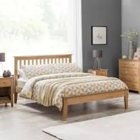 BOXED JULIAN BOWEN SALERNO WOODEN BED, KING SIZE - OAK (2 BOXES)