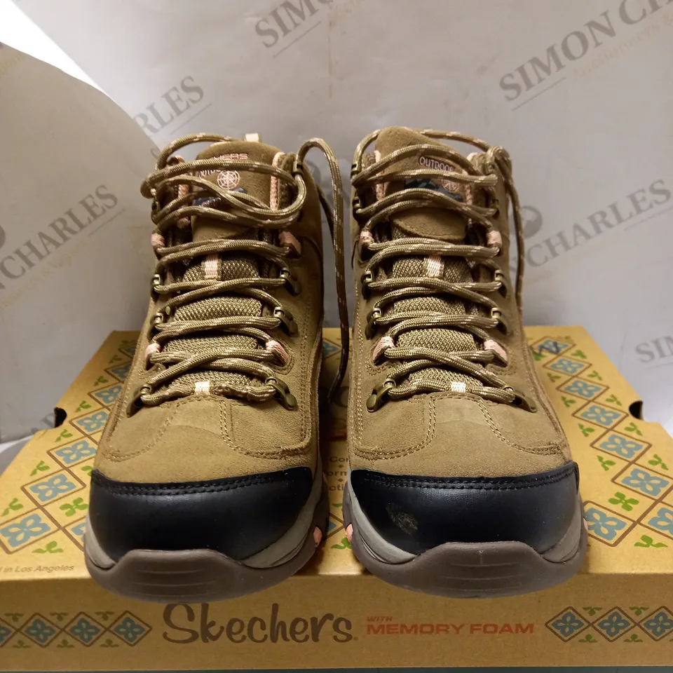 SKECHERS ALPH WATERPROOF TAN BOOTS - SIZE 6.5
