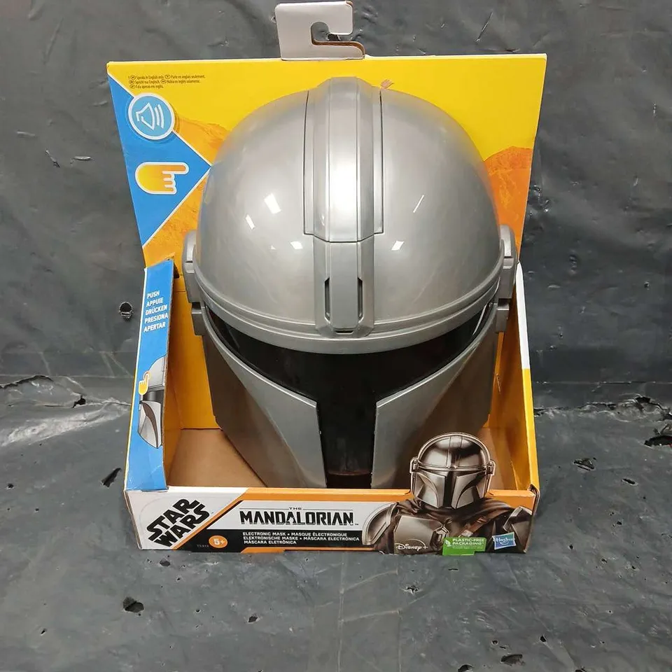 STAR WARS THE MANDALORIAN ELECTRONIC MASK 