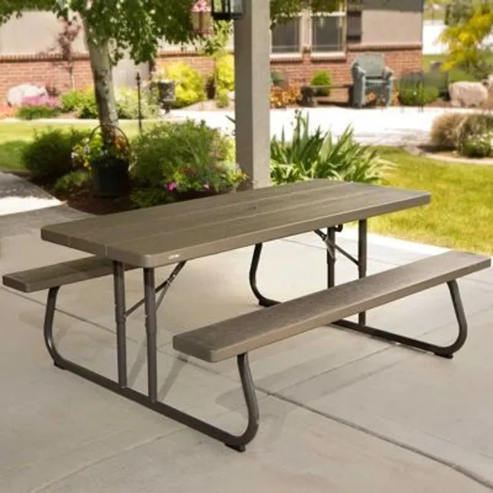 BOXED LIFETIME OUTDOOR FURNITURES 6-FOOT CLASSIC FOLDING PICNIC TABLE (1 BOX)
