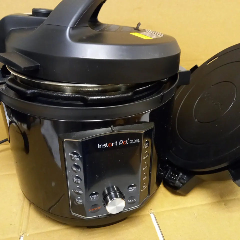 INSTANT POT PRO CRISP ELECTRIC MULTI COOKER