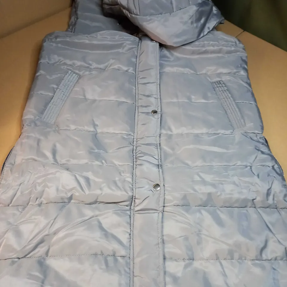 DESIGNER SILVER PADDED/HOODED GILET 