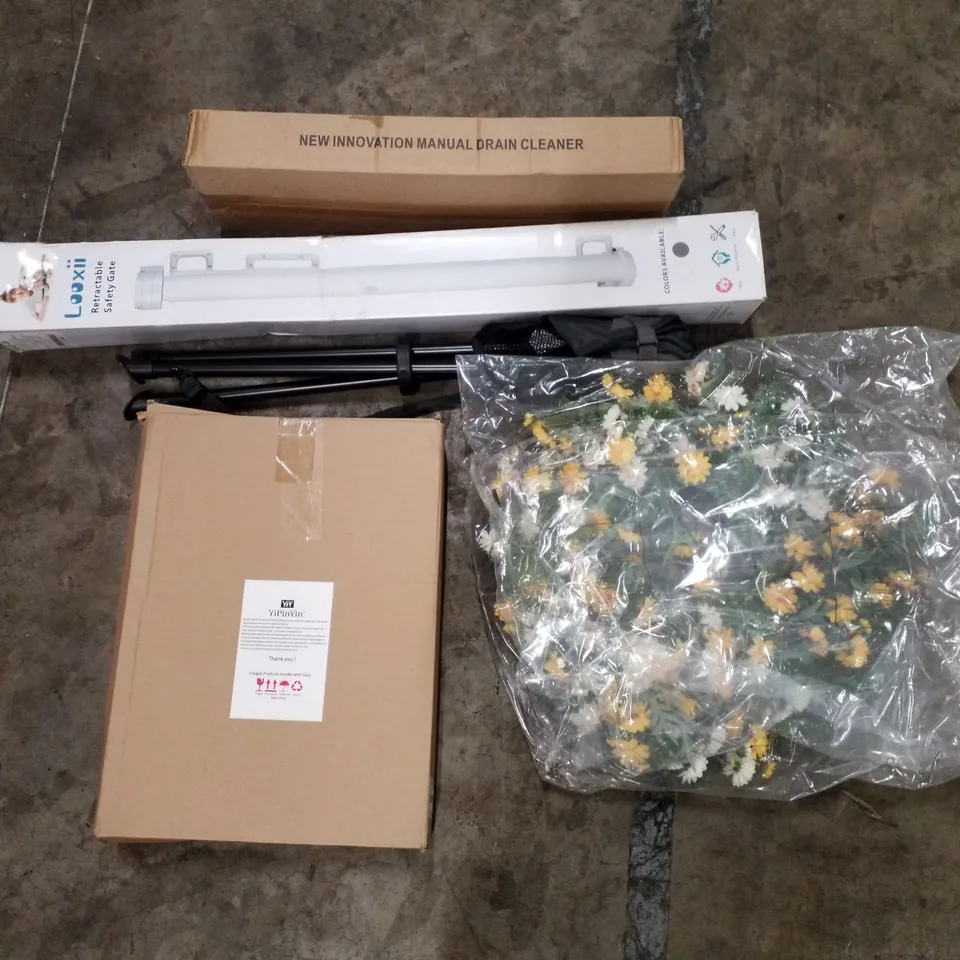 PALLET OF ASSORTED PRODUCTS INCLUDING A3 PICTURE FRAMES, RETRACTABLE SAFETY GATE, CAMPING STOOL, MANUAL DRAIN CLEANER, WREATH