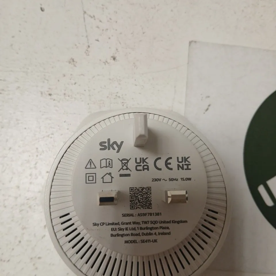 SKY BROADBAND ROUTER HUB – MODEL SE411-UK (WHITE)