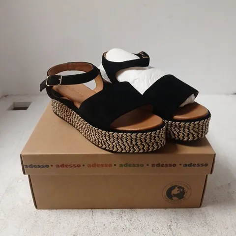 ADESSO WOMEN'S BLACK ESPADRILLE PLATFORM SANDALS - 6