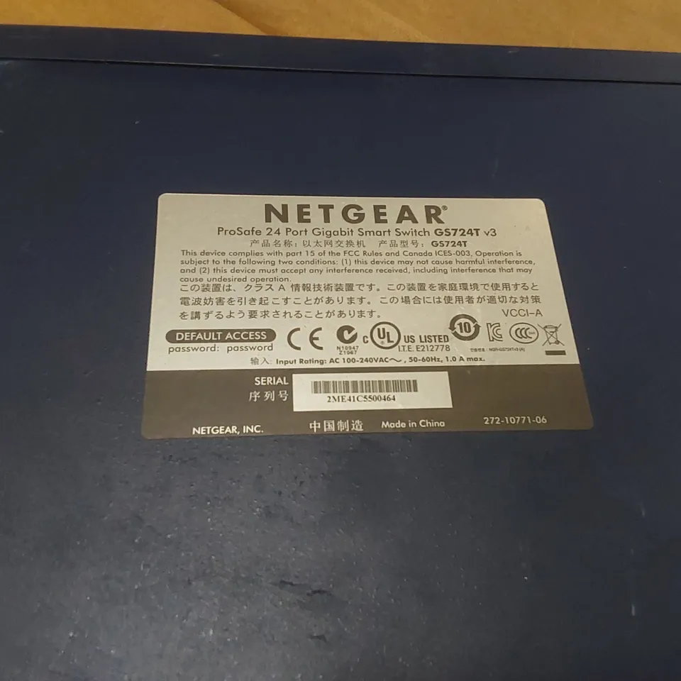 NETGEAR  PROSAFE 24 PORT GIGABIT SMART SWITCH GS724T V3 - NO CABLES