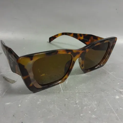PRADA TORTOISE SHELL DESIGN CAT EYE SUNGLASSES