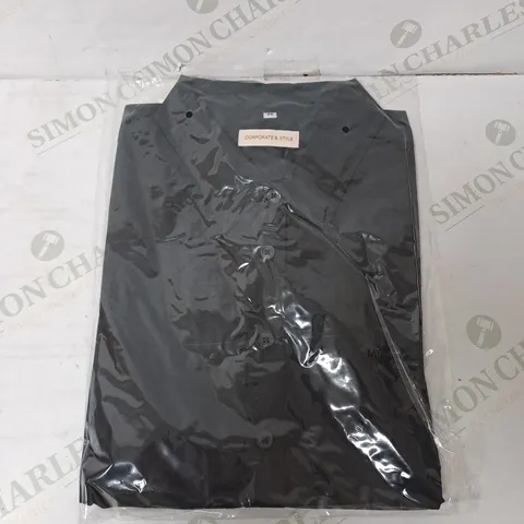 SEALED SET OF 6 BRAND NEW CORPORATIVE STYLE BLACK WOMENS SHIRT - MEDIUM