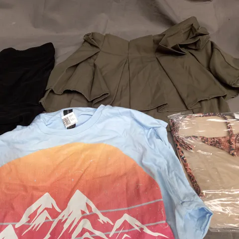 BOX OF APPROXIMATELY 25 ASSORTED CLOTHING ITEMS TO INCLUDE - SKIRT , T-SHIRT , BIKINI PANTS ETC