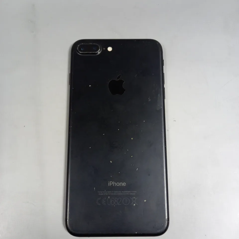 BOXED APPLE IPHONE 7 PLUS (A1784) 