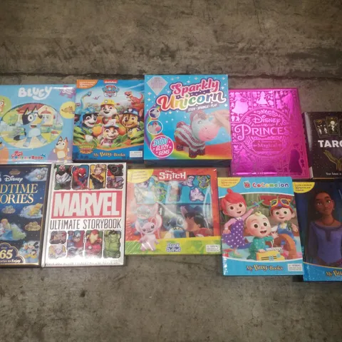 PALLET CONTAINING LARGE QUANTITY OF ASSORTED CHILDRENS ACTIVITY BOOKS